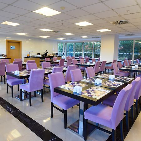Holiday Inn Express Istanbul-Altunizade By Ihg Экстерьер фото