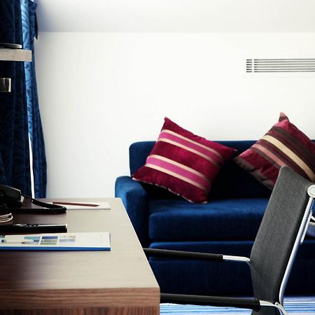 Holiday Inn Express Istanbul-Altunizade By Ihg Экстерьер фото