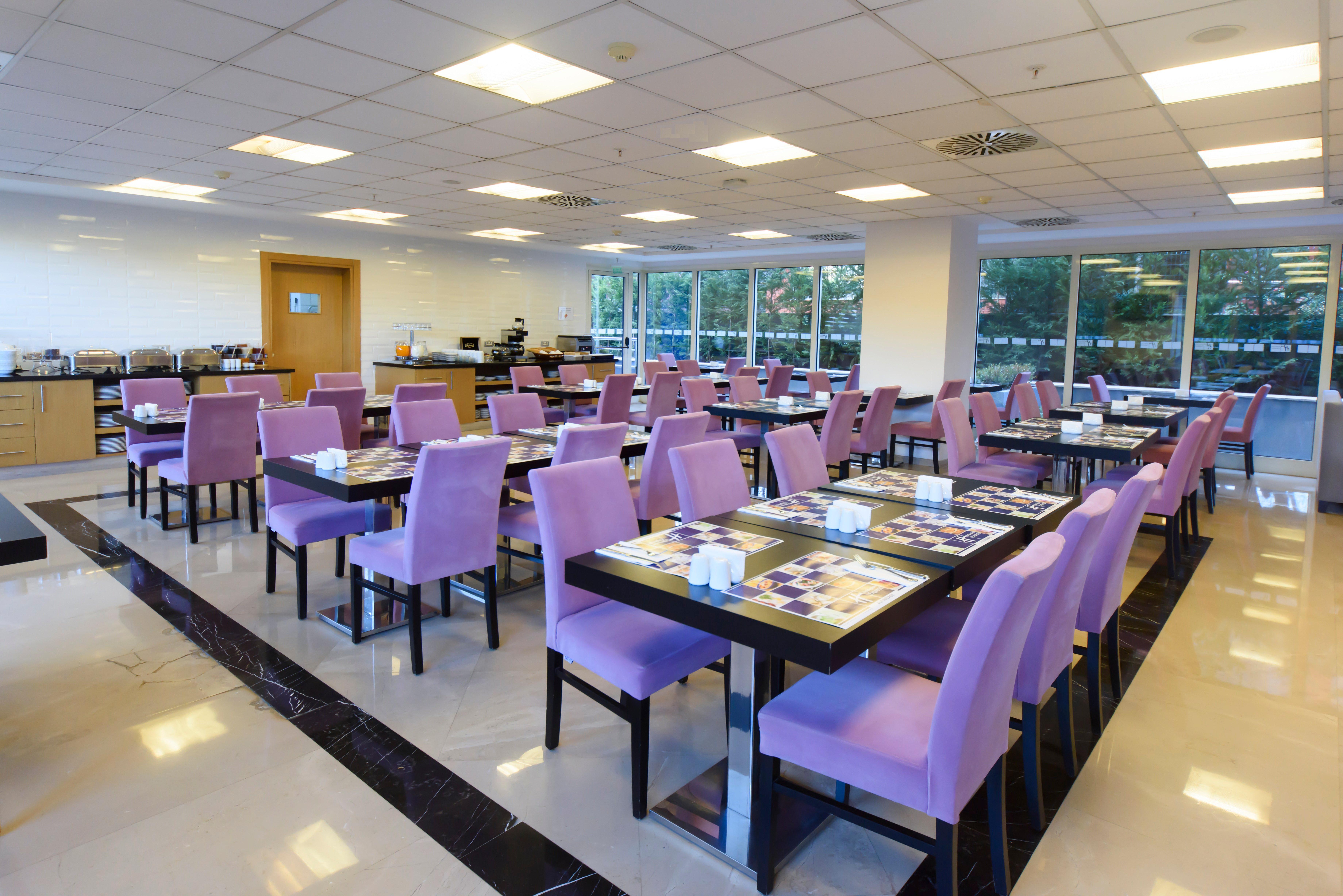 Holiday Inn Express Istanbul-Altunizade By Ihg Экстерьер фото