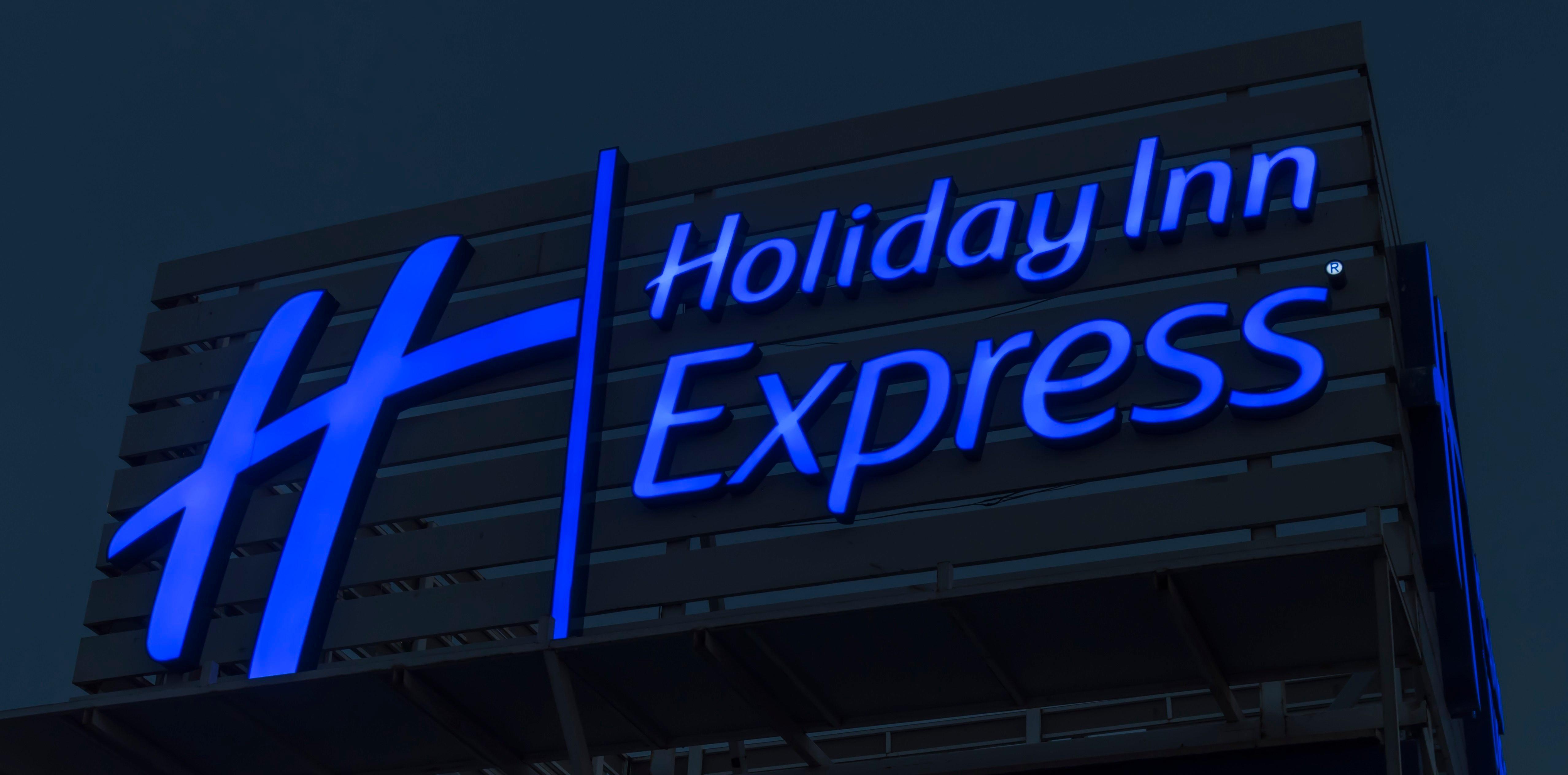 Holiday Inn Express Istanbul-Altunizade By Ihg Экстерьер фото