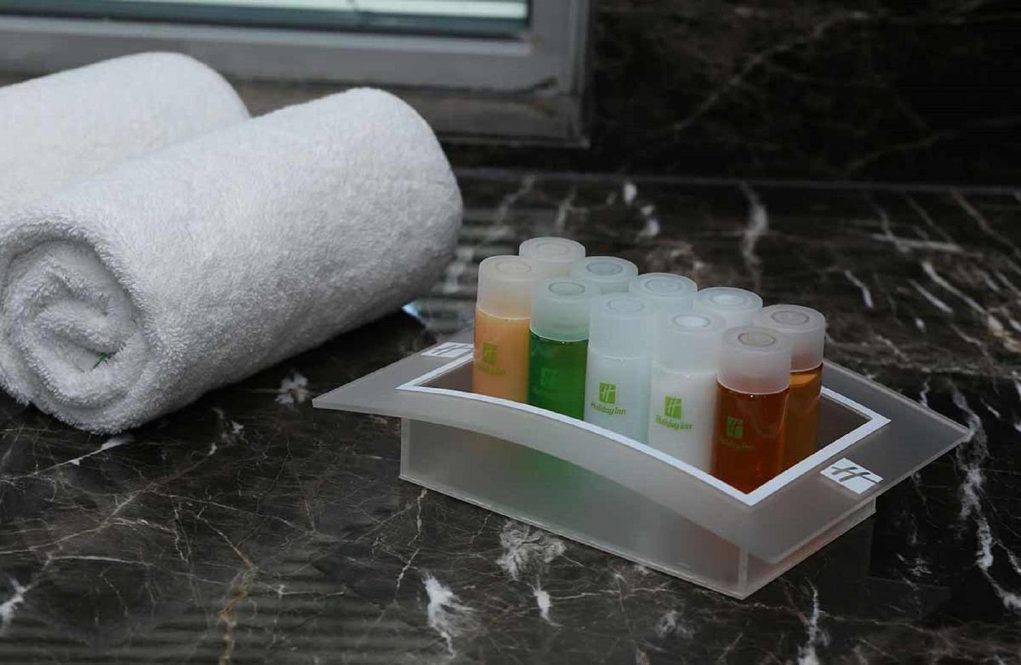 Holiday Inn Express Istanbul-Altunizade By Ihg Экстерьер фото