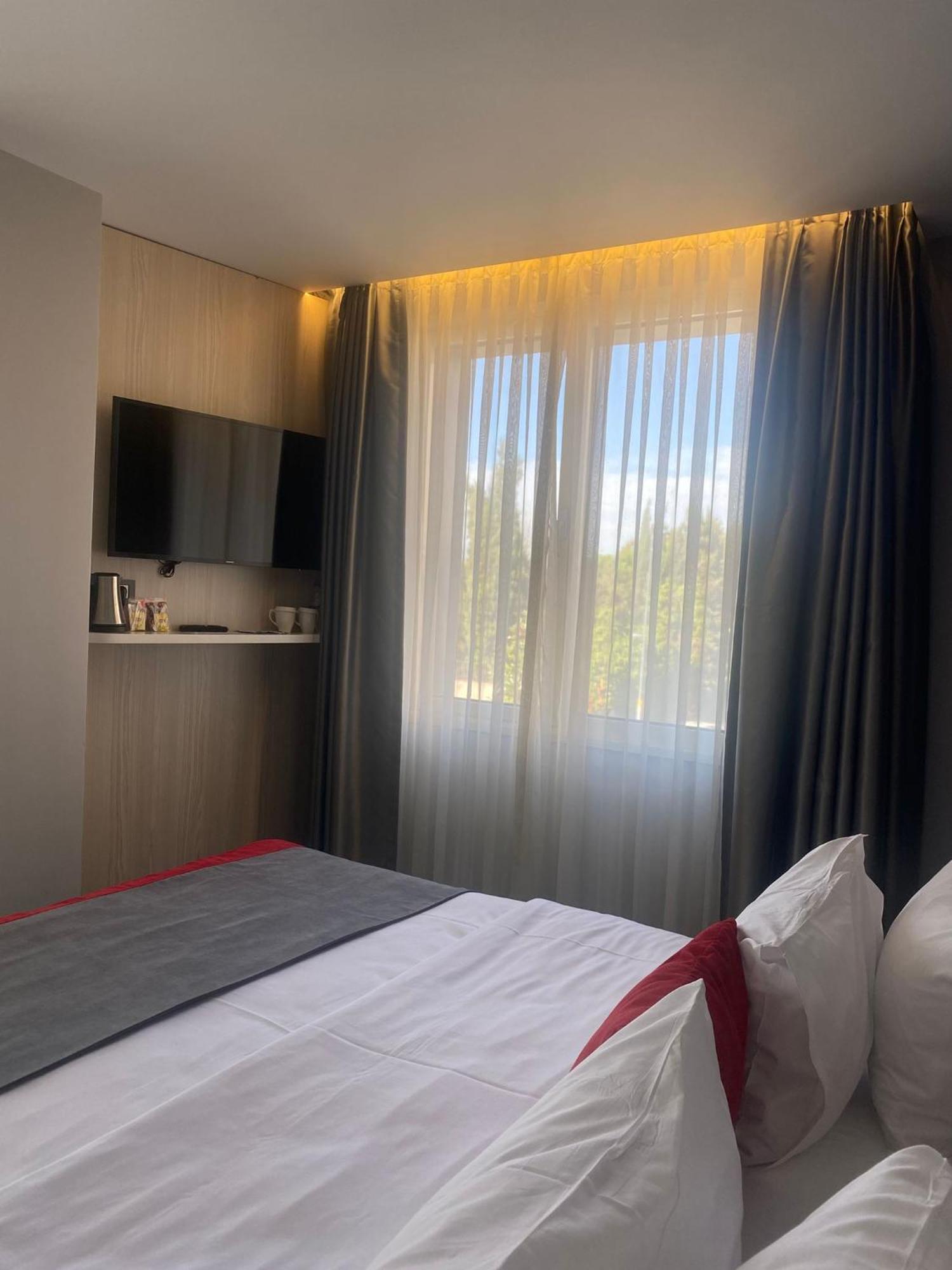Holiday Inn Express Istanbul-Altunizade By Ihg Экстерьер фото
