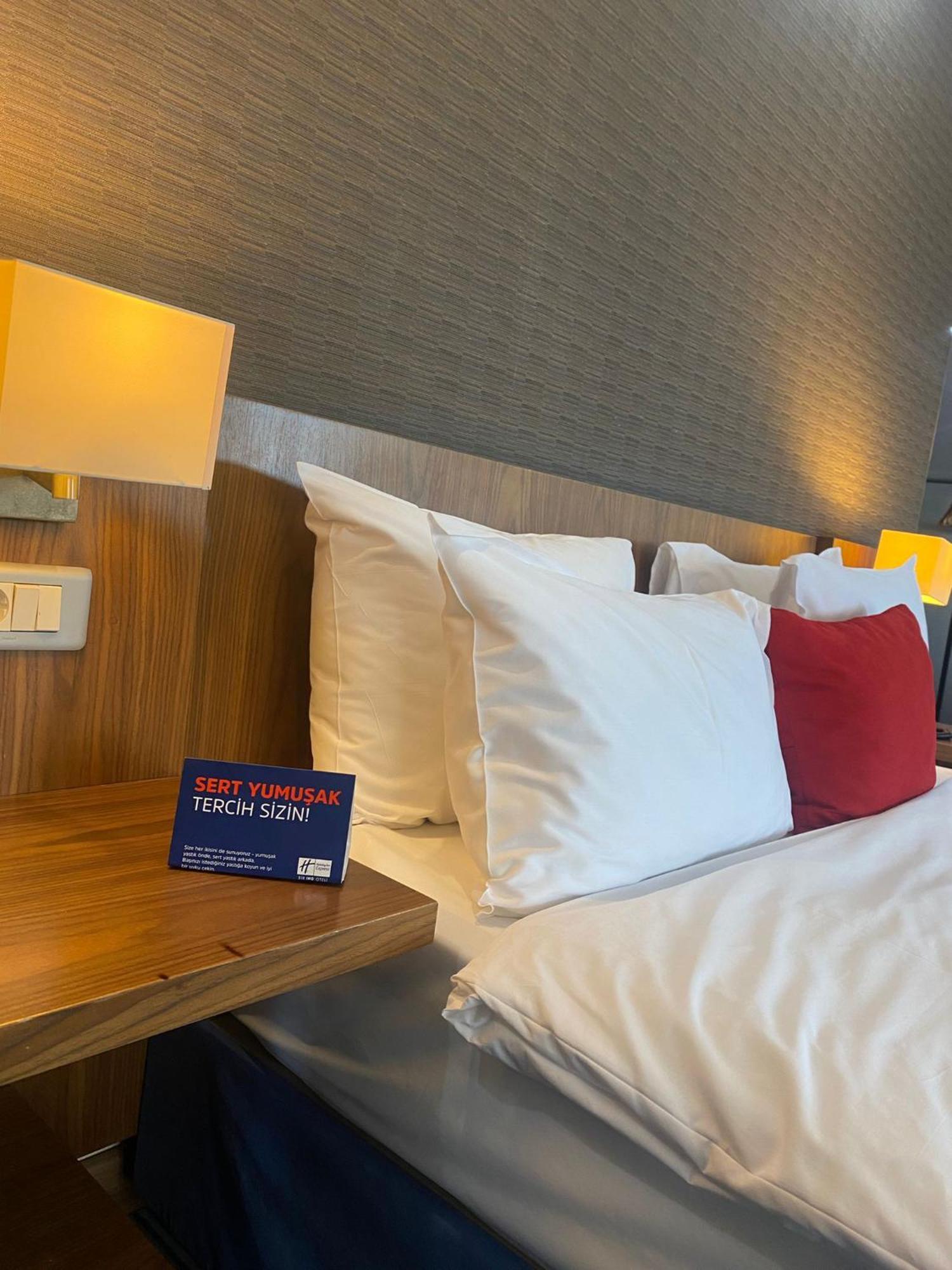 Holiday Inn Express Istanbul-Altunizade By Ihg Экстерьер фото