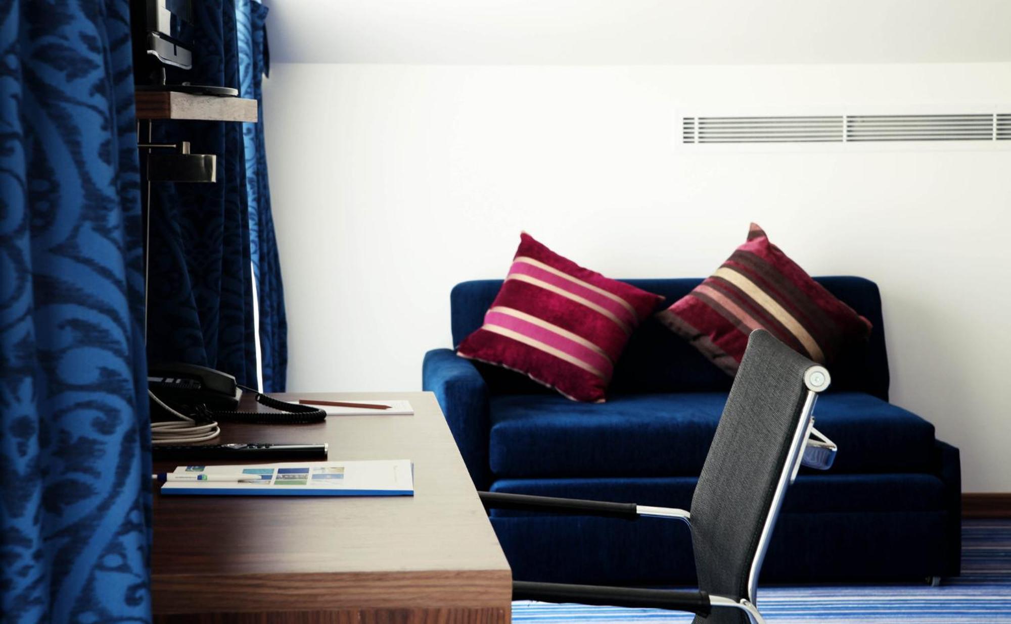Holiday Inn Express Istanbul-Altunizade By Ihg Экстерьер фото