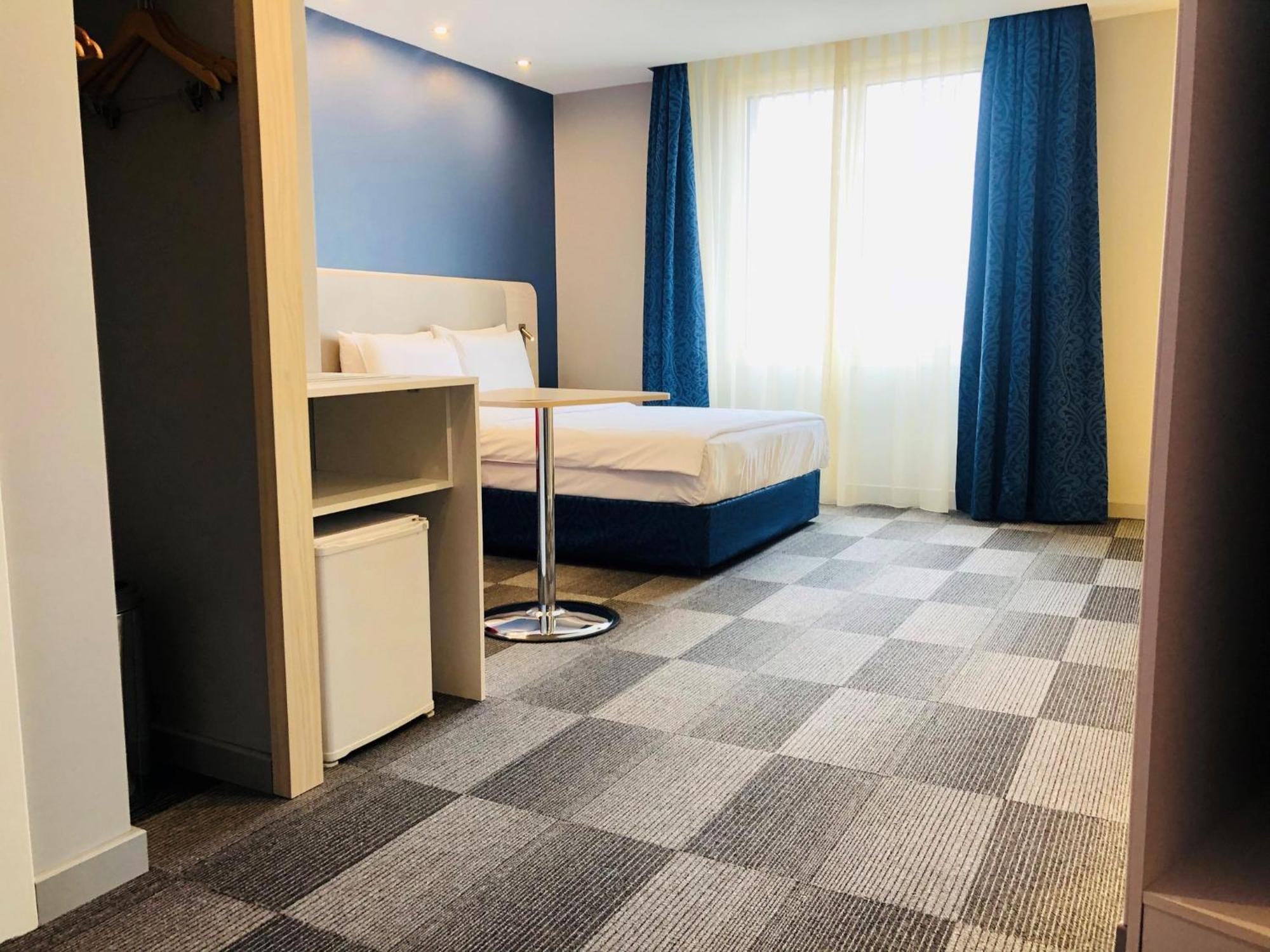 Holiday Inn Express Istanbul-Altunizade By Ihg Экстерьер фото